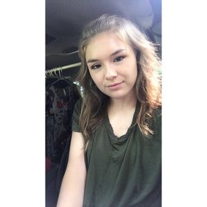 Meet your Posher, Sabrina